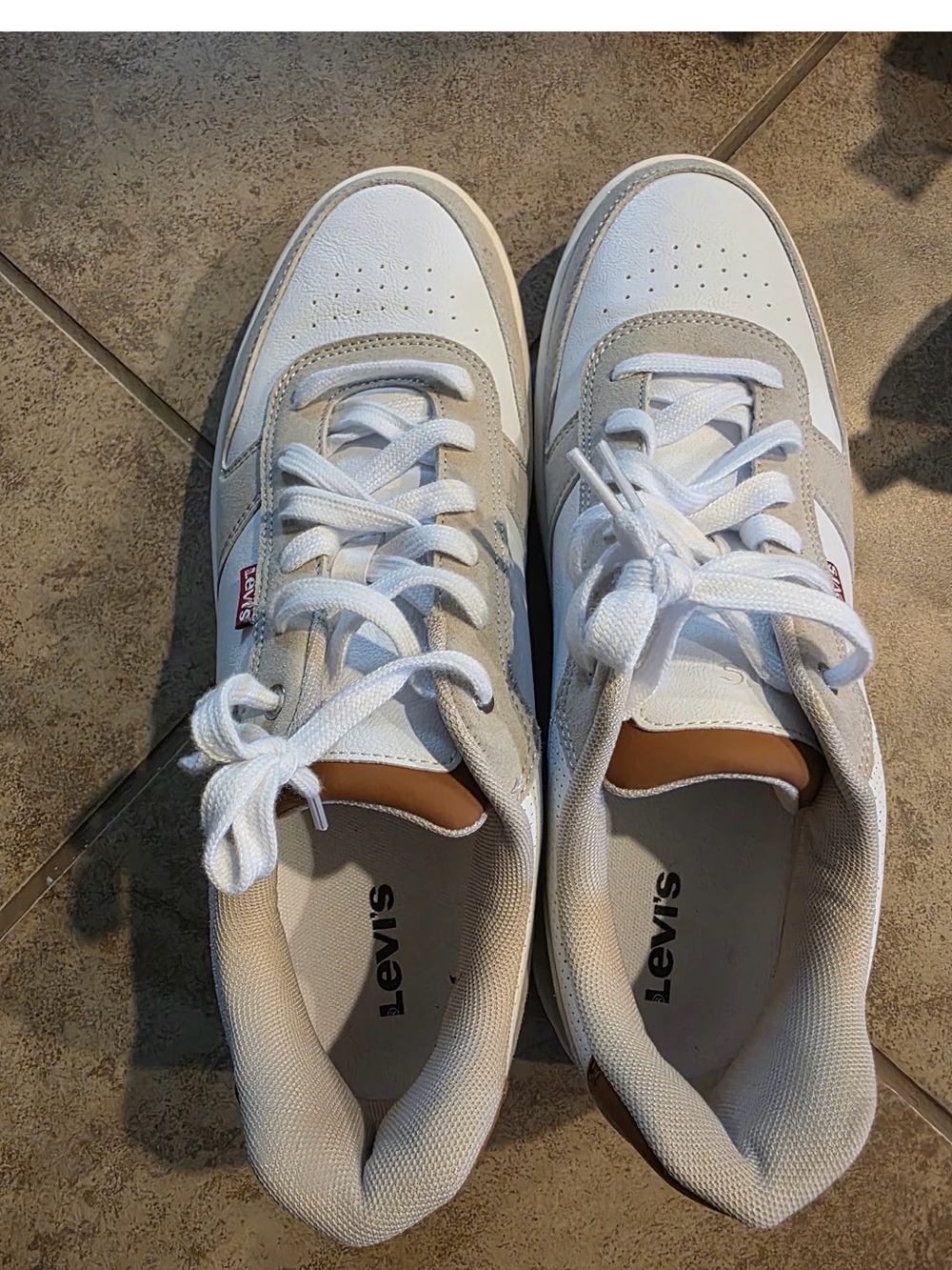 Levi's White & Light Beige Casual Sneakers